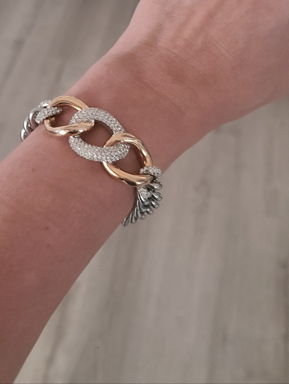 The Swarovski Women's Bound Bracelet  5080042- Excellent Condition